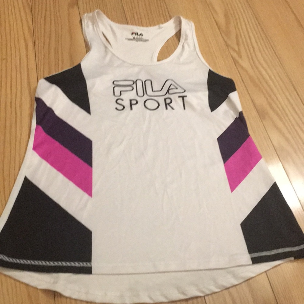 Women’s Fila sport
